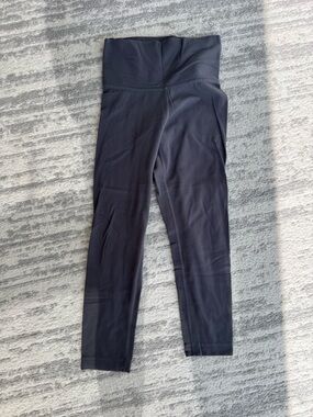 Aritzia TNA Butter High-Waisted Leggings Charcoal XS